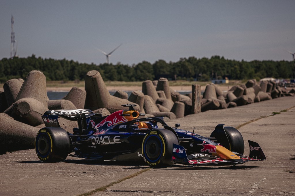 2_Red_Bull_F1_Jau_Latvija